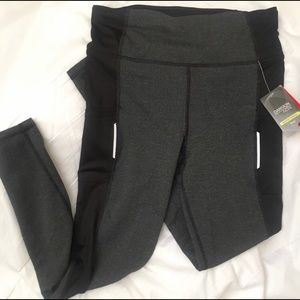 Grey Black leggings w/ pockets NWT